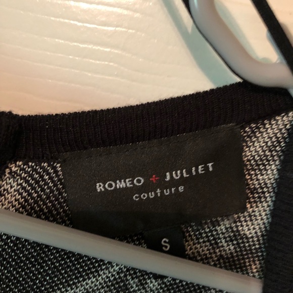 Sweater dress - Picture 2 of 4